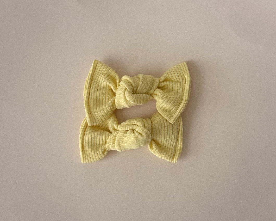 Pale Yellow Mini Ribbed BloomCLIPS