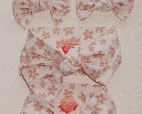 Taupe Daisy Tie On Headwrap