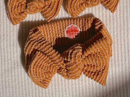 Toasted Pumpkin Wavy Ribbed Tie On Headwrap