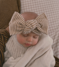 baby girl cream tan beige wavy ribbed bow for newborns