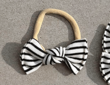 Black and White Stripe BloomCLIPS or Nylon Headband