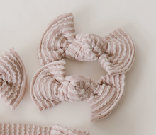 *RESTOCK* Bone Wavy Ribbed BloomCLIPS or Nylon Headband