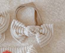 *RESTOCK* Ivory Wavy Ribbed BloomCLIPS or Nylon Headband