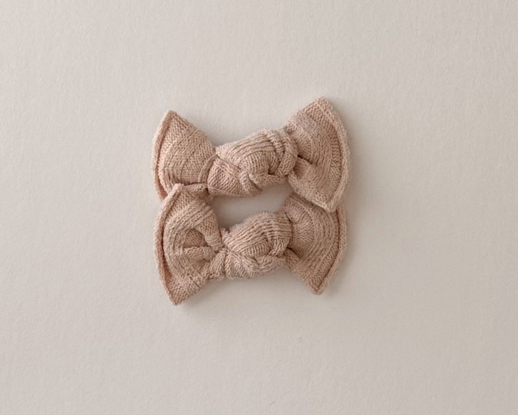 Oatmeal Sweater Ribbed BloomCLIPS set of 2