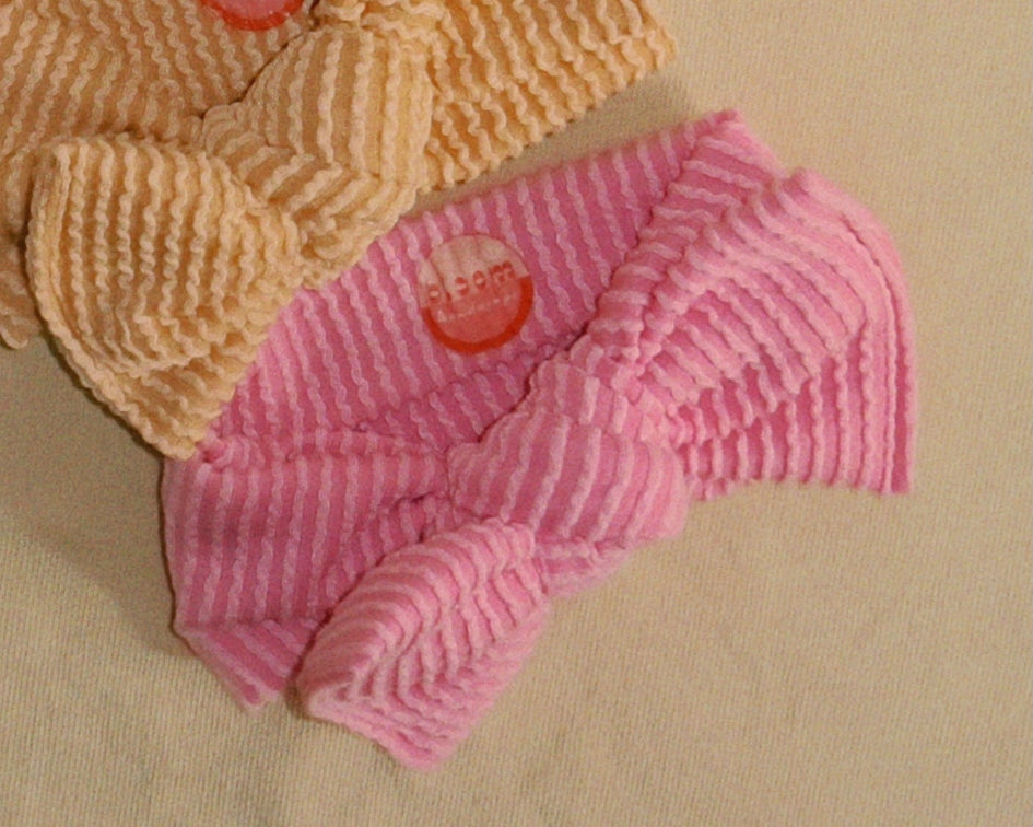 Bubblegum Wavy Ribbed Tie On Headwrap