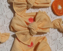 Orange Cream Wavy Ribbed Tie On Headwrap