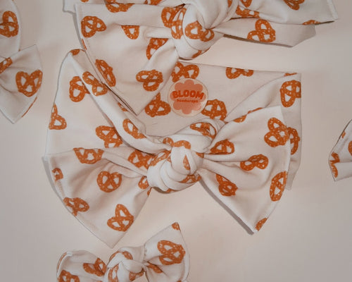 Pretzels Tie On Headwrap