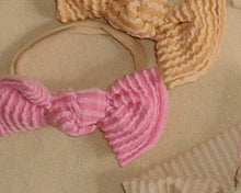 Bubblegum Wavy Ribbed BloomCLIPS or Nylon Headband