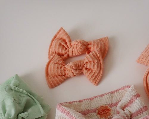 Peach Wavy Ribbed BloomCLIPS or Nylon Headband