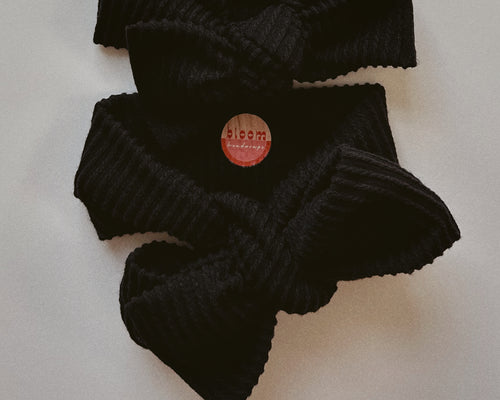 Oversized Bow Solid Black Wavy Ribbed Tie On Headwrap