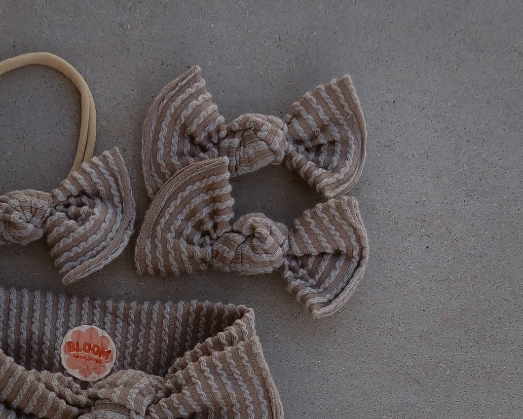 Concrete Wavy Ribbed BloomCLIPS or Nylon Headband