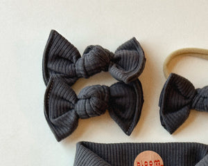 Charcoal Ribbed BloomCLIPS or Nylon Headband