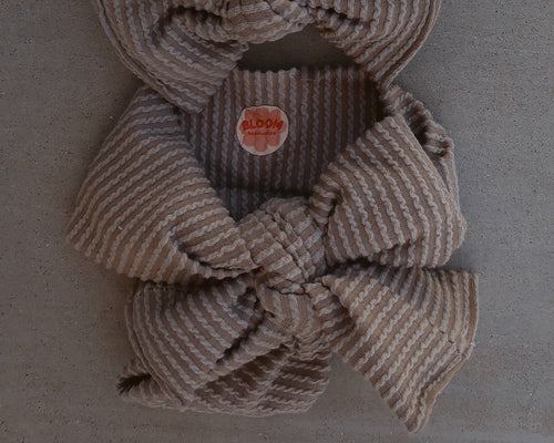 Oversized Concrete Wavy Ribbed Tie On Headwrap