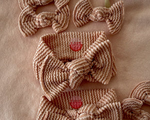 Muted Peach Wavy Ribbed Tie On Headwrap