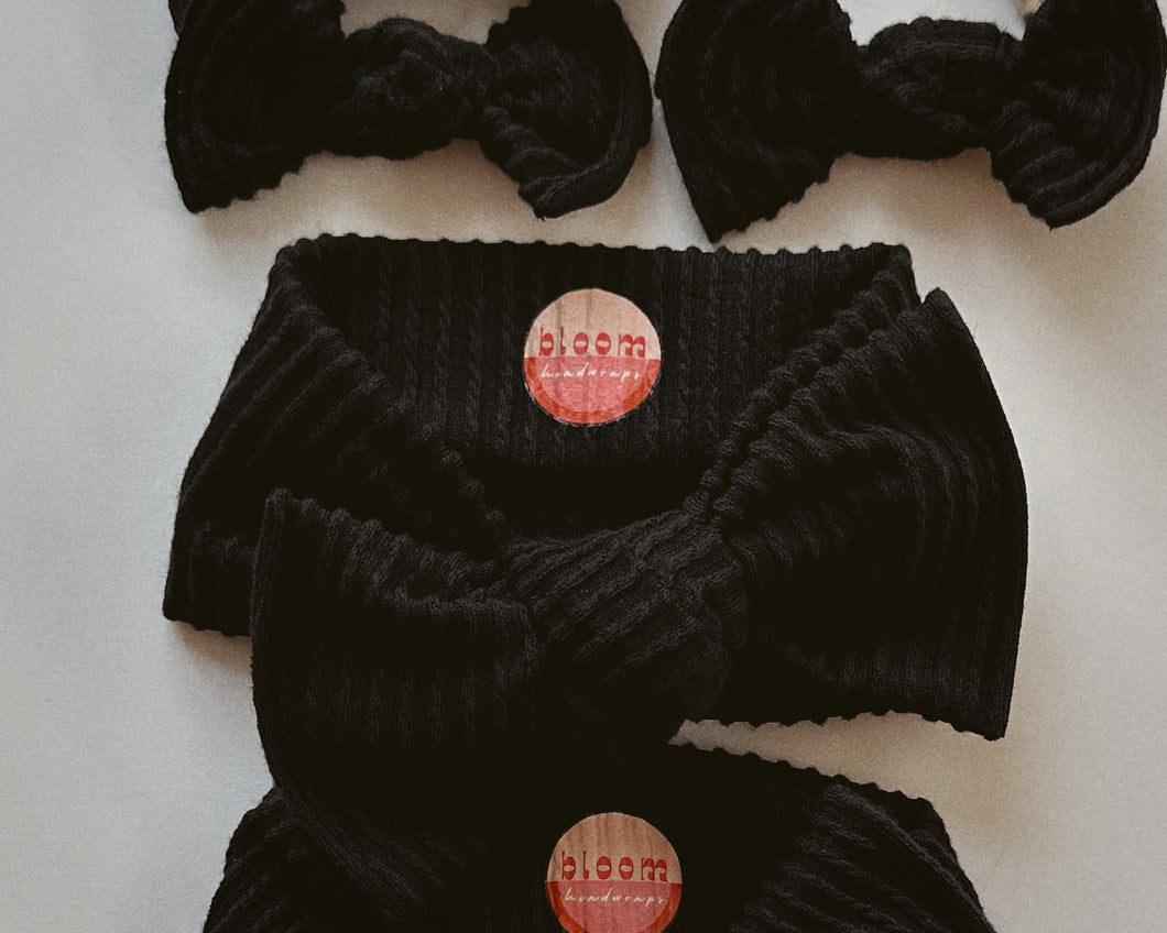 Solid Black Wavy Ribbed Tie On Headwrap