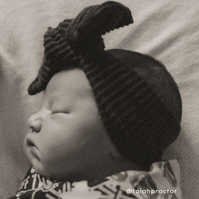 baby girl bows black wavy tie on headband bow