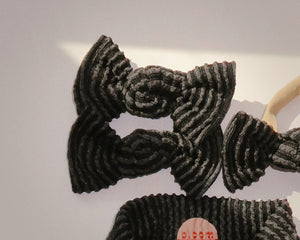 black wavy ribbed bow for baby girl headwrap