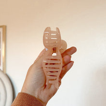 blush bow claw clip