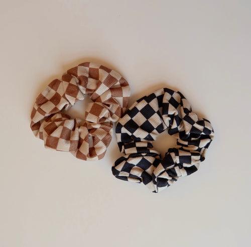 checkered checker scrunchie