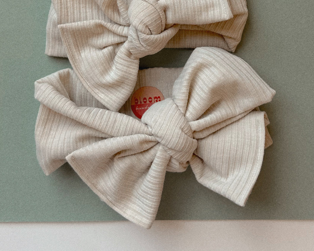 cream ribbed oversize bow for baby girl newborn neutral