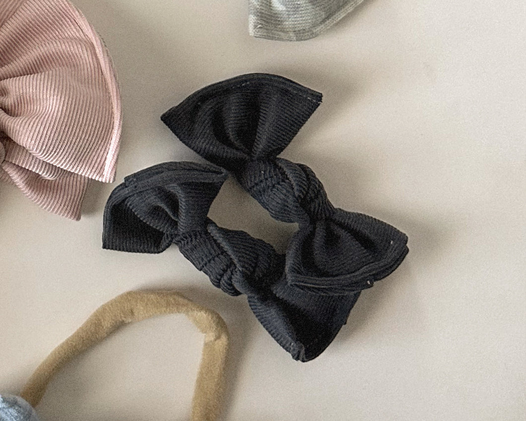 harcoal. mini ribbed bloom clips toddler piggy sts baby girl bows