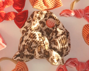 oversized leopard beige neutral headband wavy ribbed texture newborn baby girl