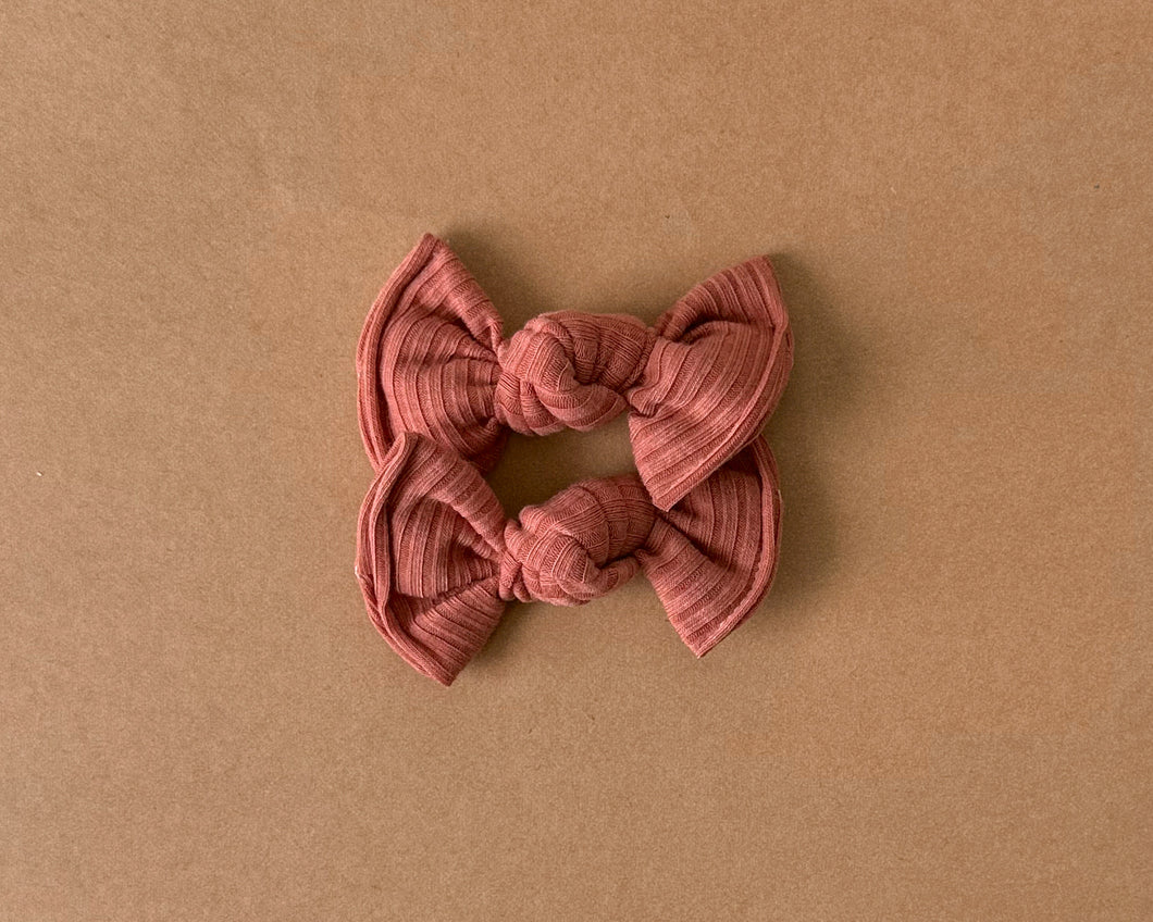 Clay Ribbed BloomCLIPS Set of 2
