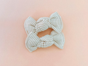 *RESTOCK* Ivory Ribbed BloomCLIPS set of 2