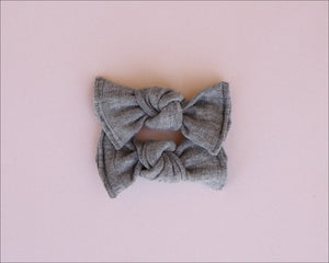 Medium Gray BloomCLIPS set of 2